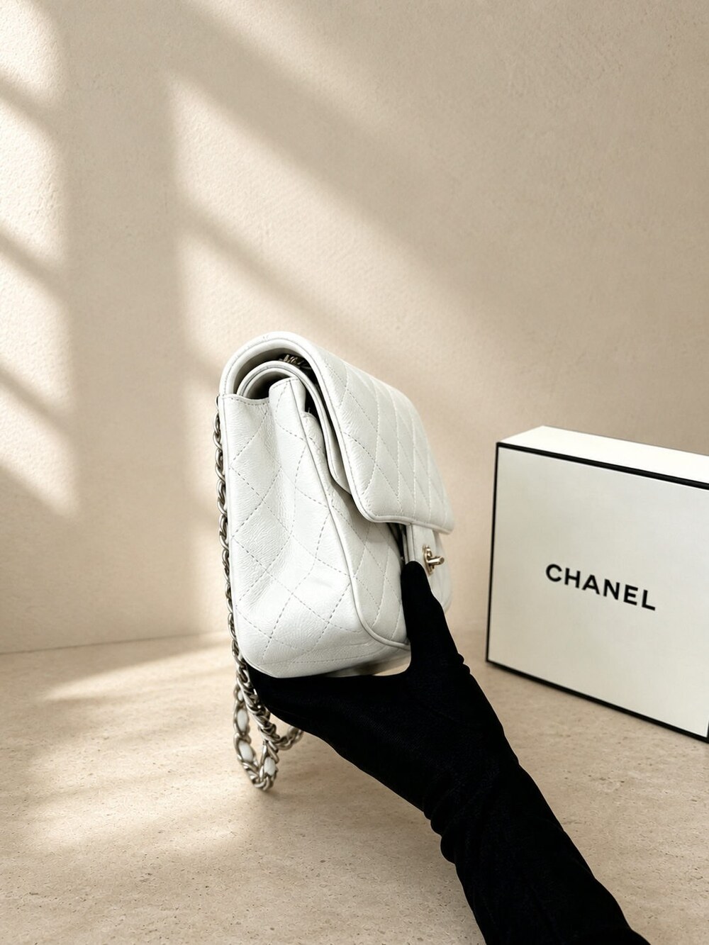 Chanel Classic Medium White Caviar Leather Flap Bag - Picture 5 of 6